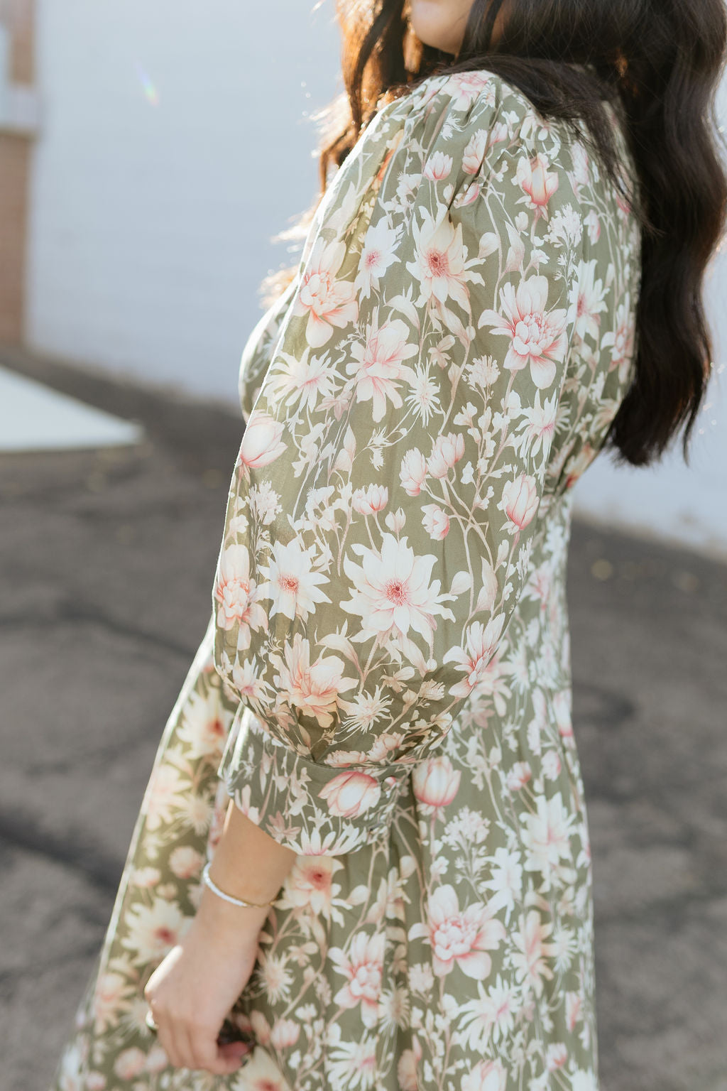 Light olive floral dress with puff sleeves for fall