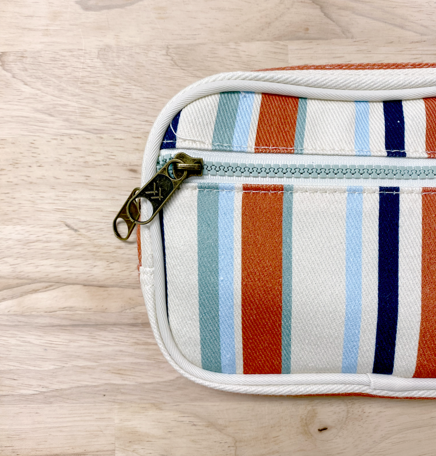 Thread Fanny Pack