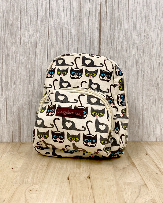 Bungalow kids backpack with cat print