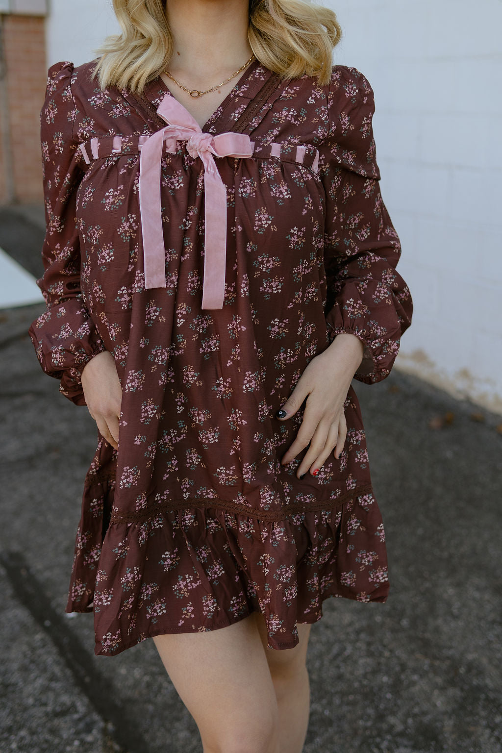 maroon babydoll dress with light pink velvet ribbon