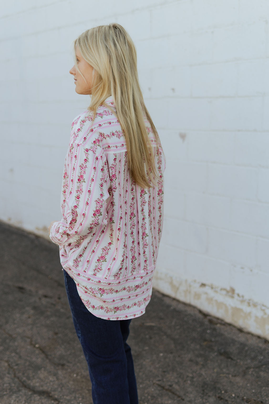 pint floral button up