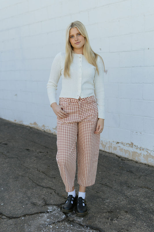 Ivory barrel jeans with red plaid pattern
