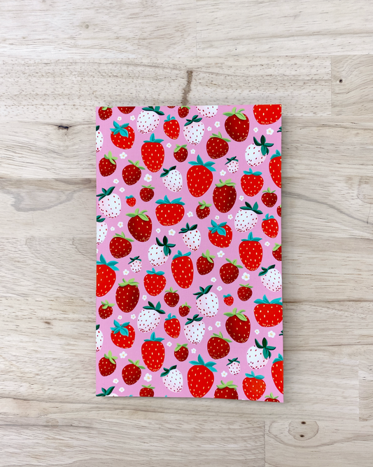 Denik flat lay notebook strawberries