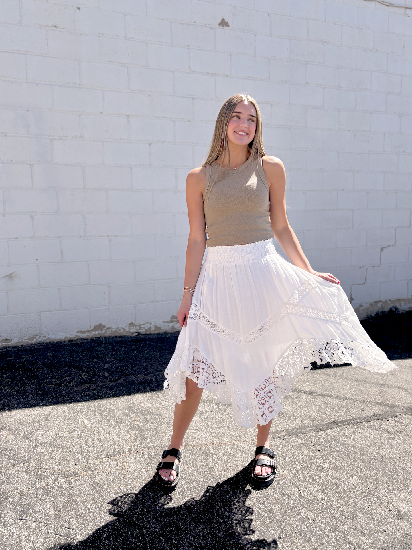 White lace skirt with stretchy waistband